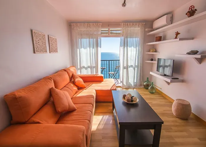 Piso Primera Linea De Playa * Málaga